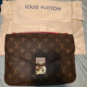 Brand New Pochette Métis Monogram